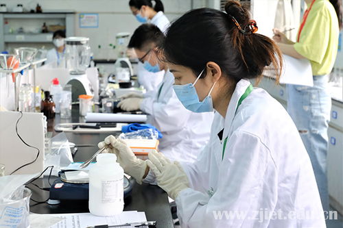 省職業(yè)院校技能大賽高職組 農(nóng)產(chǎn)品質(zhì)量安全檢測 賽項在我校順利舉行