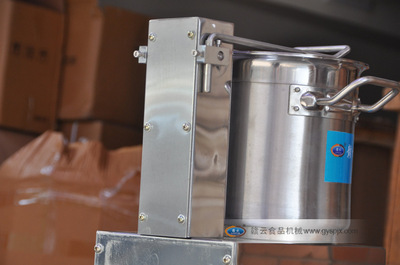 【最新款5#不銹鋼菜餡機(jī)/切碎機(jī)/碎菜機(jī)/破碎機(jī)/蔬菜碎機(jī)/包子餡機(jī)】價格,廠家,圖片,其他果蔬加工機(jī)械,贛州市贛云食品機(jī)械廠-